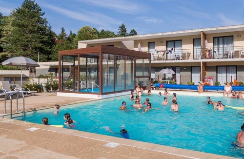 Chinon Apartment | Apartment in medieval Chinon in Loire