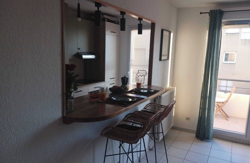 Port Marianne Apartment | Apartment in Montpellier with a parking space