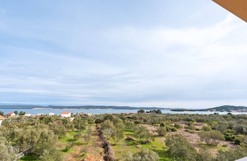Nevidane Apartment | Apartment in Nevidane by the beach