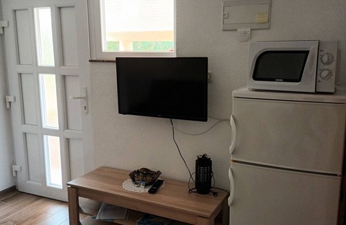Nin Apartment | Apartment in Nin with Terrace, Air condition, WIFI (3722-2)