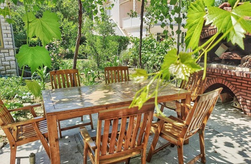 Palit Apartment | Apartment in Palit with Private Balcony