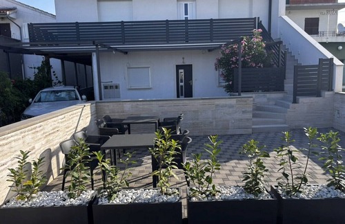 Pirovac Apartment | Apartment in Pirovac with Balcony, Air condition, WIFI (4717-1)