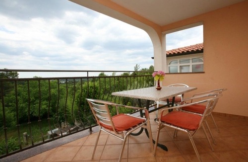 Brulo Apartment | Apartment in Poreč with Balcony, Air condition, WIFI (3794-4)
