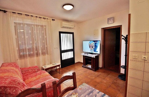 Porec Apartment | Apartment in Porec with One-Bedroom 23