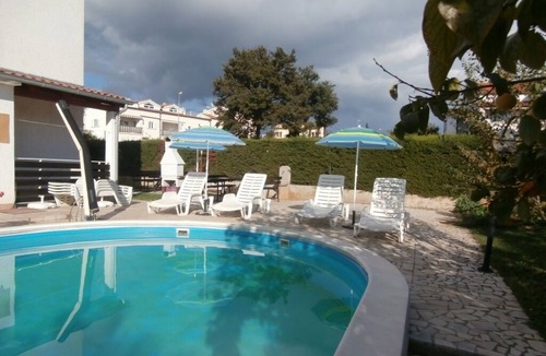 Mali Maj Apartment | Apartment in Poreč with Terrace, WIFI (819-3)