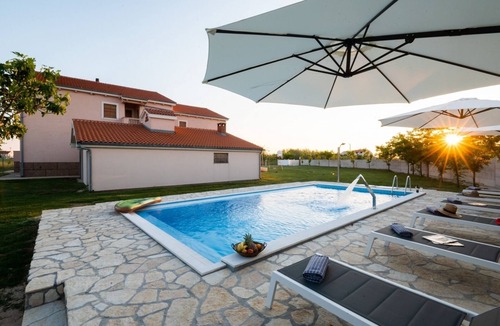 Privlaka Apartment | Apartment in Privlaka with Seaview, Balcony, Air condition, WIFI (3598-1)