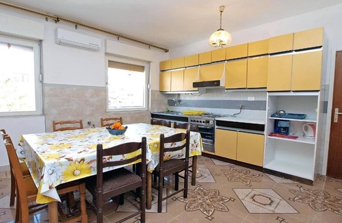 Pula Apartment | Apartment in Pula near Gortan Cove Beach