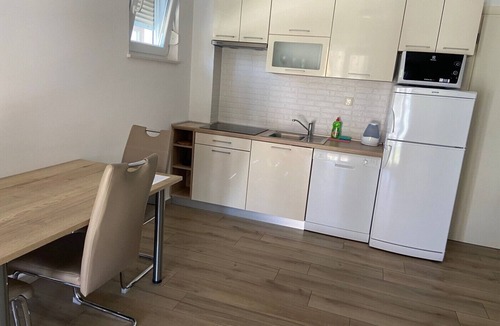Punat Apartment | Apartment in Punat with Terrace, Air condition, WIFI, Washing machine (4534-3)