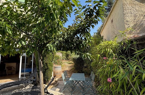 Les Angles Apartment | Apartment in residence In Avignon