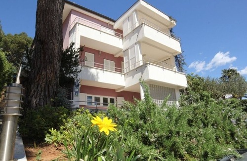 Borik Apartment | Apartment in Rovinj with Terrace, Air condition, WIFI, Dishwasher (4285-2)