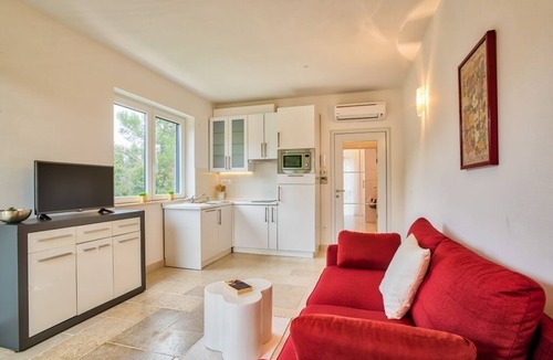 Borik Apartment | Apartment in Rovinj with Balcony, Air condition, WIFI, Dishwasher (4286-3)