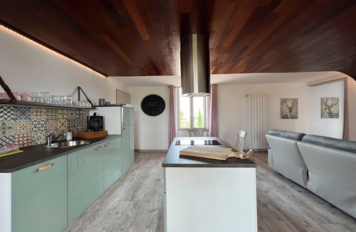Rabastens Apartment | Apartment in Tarn with Pool and Bubble Bath