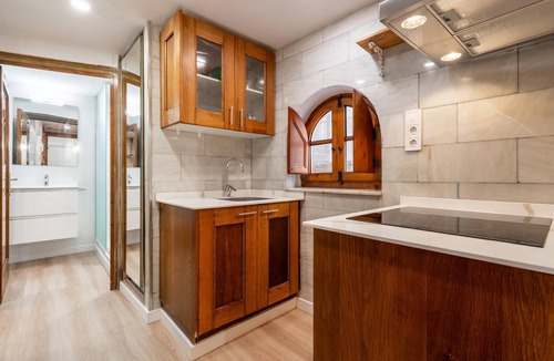 Old Town Apartment | Apartment in TGN historic center only 450m beach