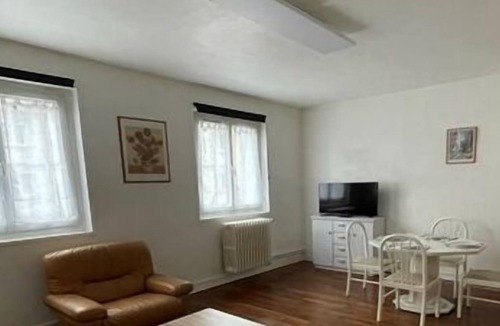 Elbeuf Apartment | Apartment in the center of Elbeuf