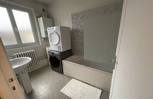Elbeuf Apartment | Apartment in the center of Elbeuf