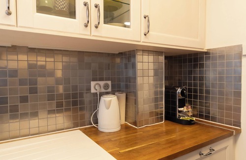 Croulebarbe Apartment | Apartment in the center of Paris, fully equipped. Neat design. Beautiful district. Be