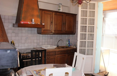 Port-Vendres Apartment | Apartment in the heart of Port-Vendres, 3 bedrooms, sleeps 6, well equipped.