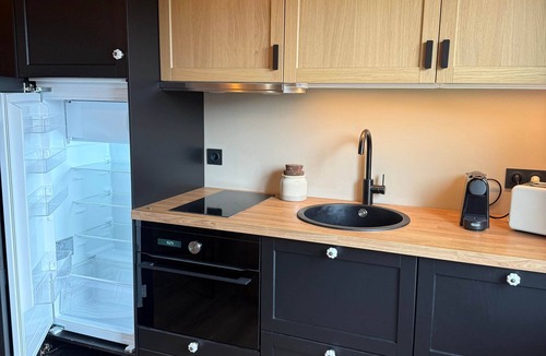 Chanaz Apartment | Apartment in the heart of the historic village with swimming pool