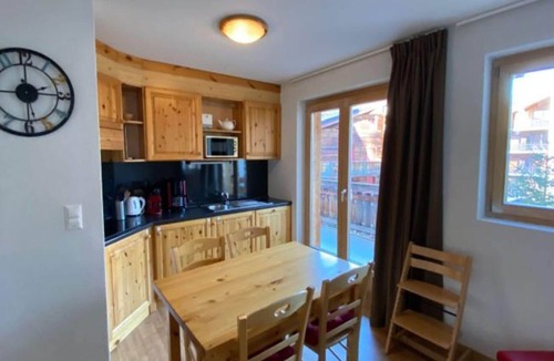 Saint-Pierre-de-Clages Apartment | Apartment in the Heart of Valley