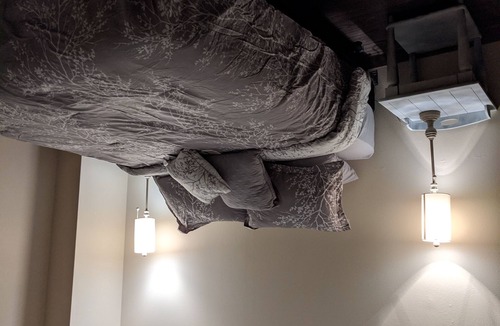Judson Apartment | Apartment in The Historical Stahl House Building.