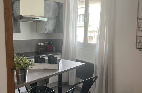 Blancarde Apartment | Apartment in the la timone district