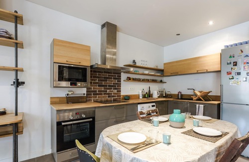 Liberation Apartment | Apartment in the Libération district