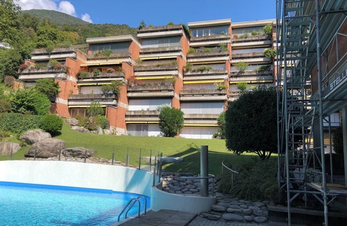 Minusio Apartment | Apartment in the park