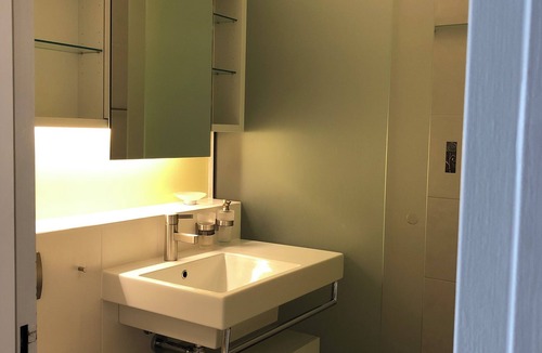 Minusio Apartment | Apartment in the park