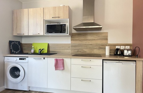 Arenes Romaines - Saint-Martin-du-Touch House | Apartment in Toulouse with garden