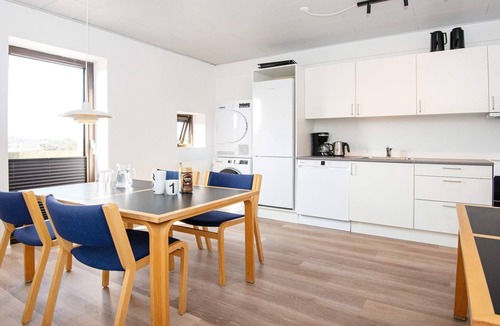 Vedersø Klit House | Apartment in Vedersø Park- Shared Kitchen