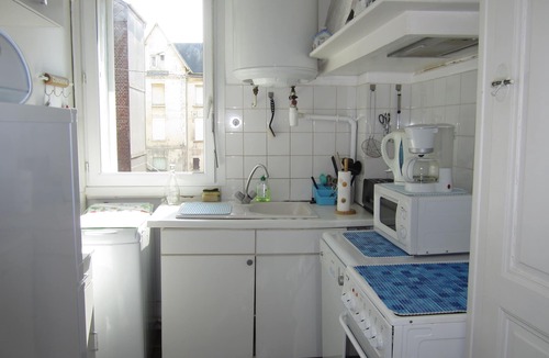 Ault Apartment | Apartment in villa for 6 persons-2*- . Sea view, somme bay.