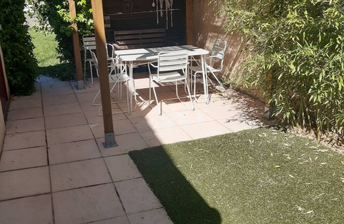 Baillargues Apartment | Apartment in villa with private pool and garden