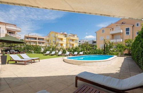 Vodice Apartment | Apartment in Vodice with Seaview, Terrace, Air condition, WIFI (94-9)