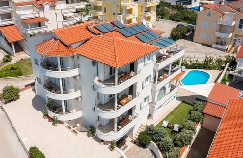 Vodice Apartment | Apartment in Vodice with Seaview, Terrace, Air condition, WIFI (94-9)