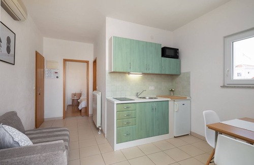 Vodice Apartment | Apartment in Vodice with Seaview, Balcony, Air condition, WIFI (94-6)