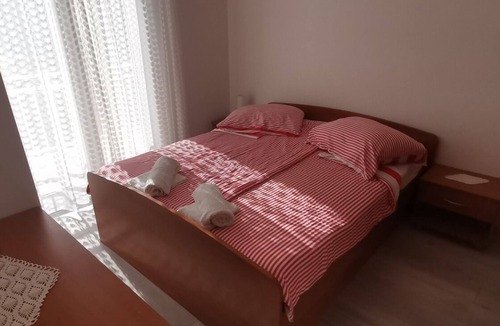 Zuljana Apartment | Apartment in Žuljana with Seaview, Terrace, WIFI, Dishwasher (3558-2)