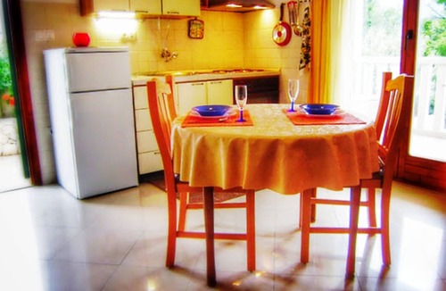 Cove Tri Zala (Zrnovo) Apartment | Apartment Iris 1-bedroom apartment 300m from beach