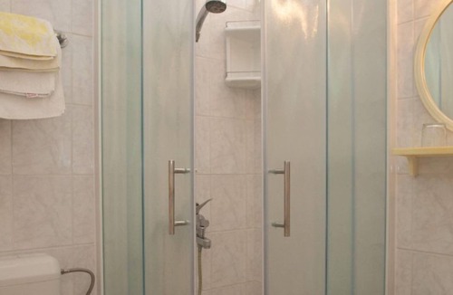 Zrce Apartment | Apartment Ivan - great location: R3(2) - Novalja, Island Pag, Croatia