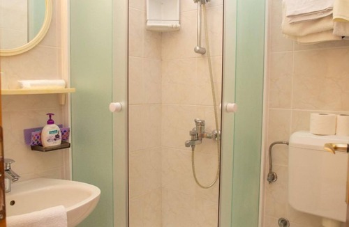Zrce Apartment | Apartment Ivan - great location: A1(2+2) - Novalja, Island Pag, Croatia