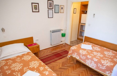 Zrce Apartment | Apartment Ivan - great location: R1(2) - Novalja, Island Pag, Croatia