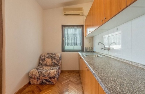Jadrtovac Apartment | Apartment Ivić A2 near the sea