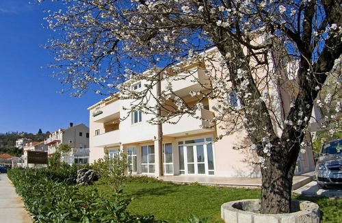 Mlini Apartment | Apartment Ivo, (11989), Mlini, hr