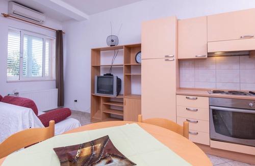 Loviste Apartment | Apartment Ivona (35247-A2) - Loviste