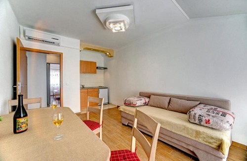 Brodarica Apartment | Apartment Jadran