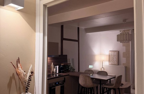 Centre Ville Apartment | Apartment Jazz | Hyper Centre de Vienne + Parking