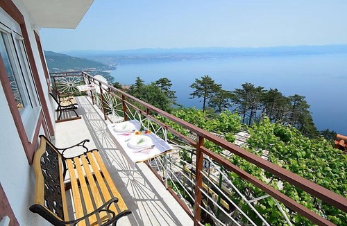Tulisevica Apartment | Apartment Josip by Interhome