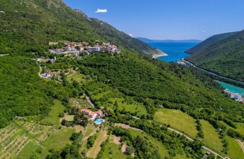 Plomin Apartment | Apartment Josip