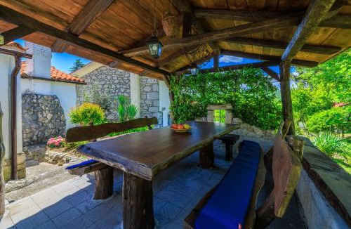 Plomin Apartment | Apartment Josip