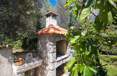 Milcetici Apartment | Apartment Josip Malin with Spacious Garden