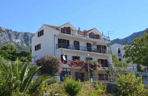 Gradac Apartment | Apartment Jozo - 150 m from pebble beach: A2(2) - Gradac, Riviera Makarska, Croatia